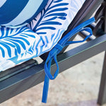 Lot de 2 coussins pour chaise longue Deco-arts.fr avec motif feuillage bleu, anti-UV, 195x60 cm, avec 2 traversins pour bains de soleil.