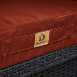 Ensemble de coussins pour salon de jardin 50x50 cm en tissu terracotta, déhoussable et anti-UV, pour fauteuils et canapés.