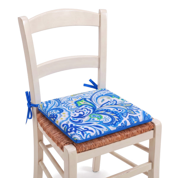 Galette de chaise 35x35 Motif Arabesque nouée sur une chaise