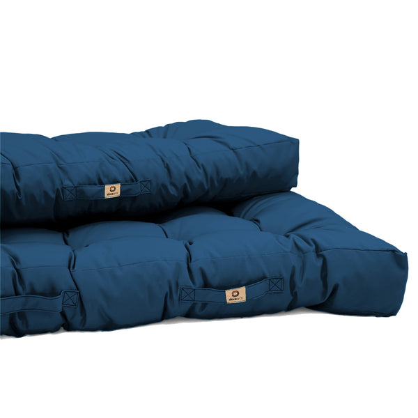 Coussins pour fauteuils et canapés Deco-arts.fr en bleu pétrole, imperméables, épais 15cm, palette de 120x80 cm.