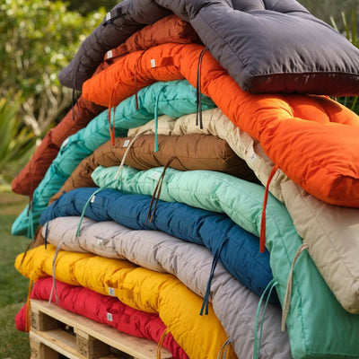 Détail tissu matelas bleu pétrole