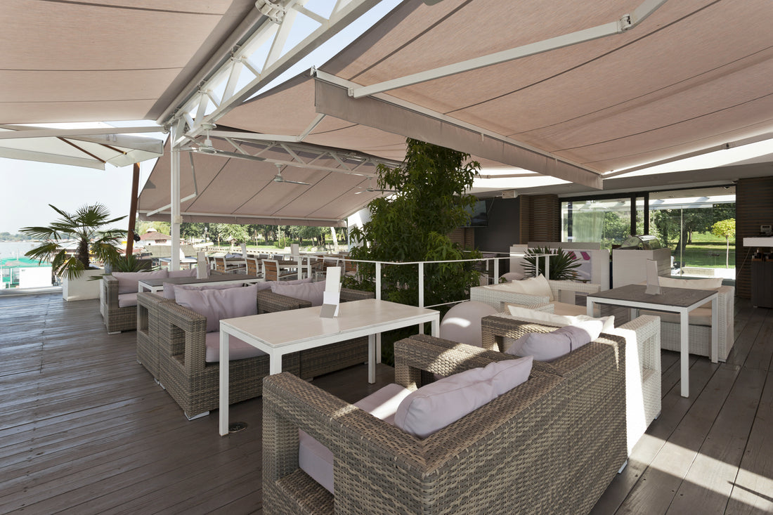 Le Configurateur Deco Arts : La Simplicité du Sur Mesure pour Vos Coussins de Jardin