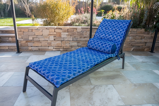 LOT de 2 Coussins  pour Chaise Longue & Transat 195/60cm + 2 Traversin - AntiUV et Imperméable - Motif Nautique bleu - Deco-arts.fr