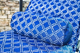 LOT de 2 Coussins  pour Chaise Longue & Transat 195/60cm + 2 Traversin - AntiUV et Imperméable - Motif Nautique bleu - Deco-arts.fr
