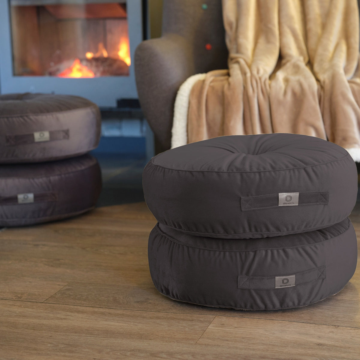 Lote de 2 Pufs Redondos de Terciopelo XL Ø60 Gris Oscuro – (Gran Confort y Asa de Transporte)