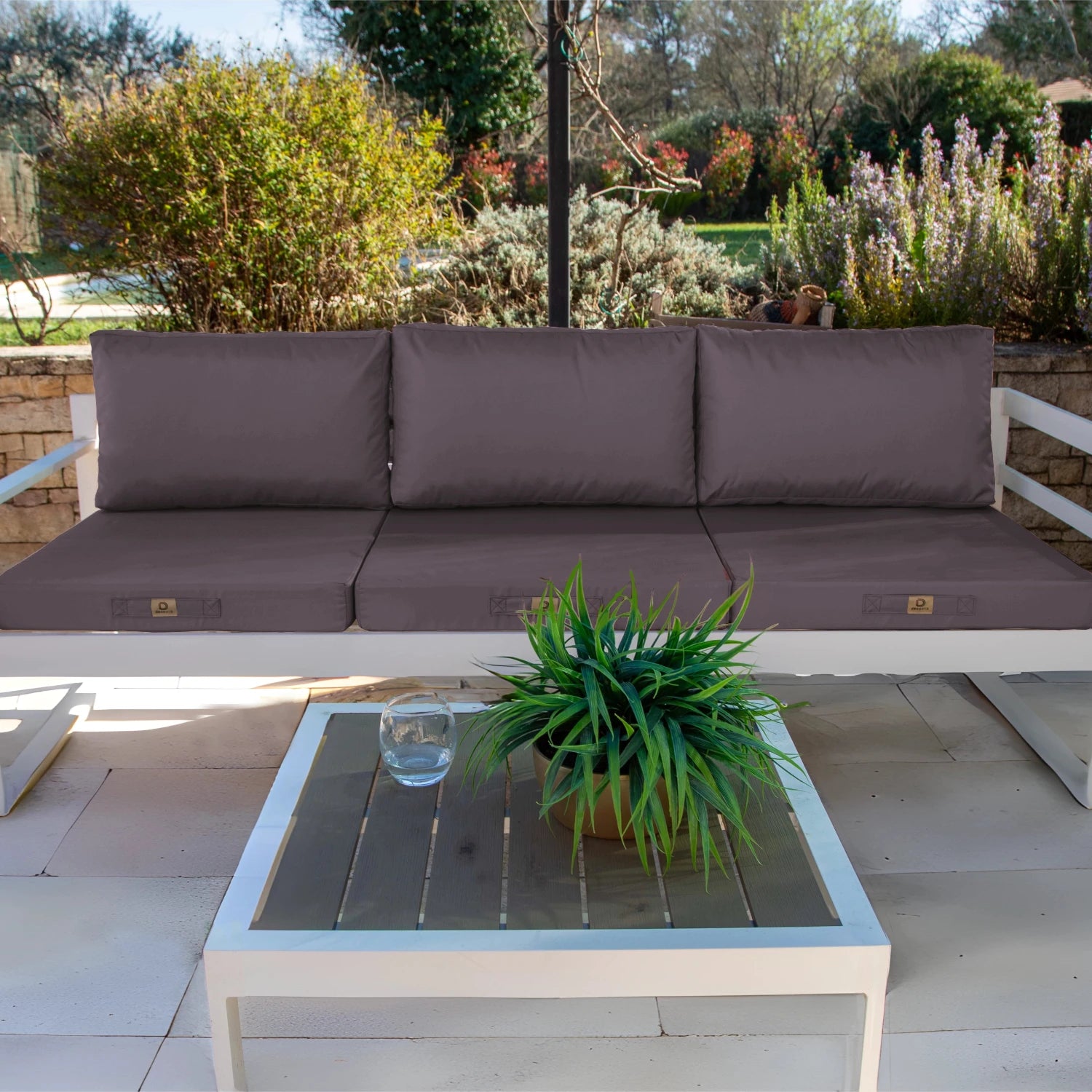 Coussins pour salon de jardin déhoussable 60x60cm Gris carbone - Deco-arts.fr
