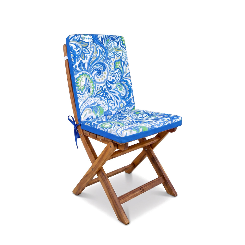 Cojín de silla de respaldo alto, Motivo Arabesco, en una silla plegable de madera