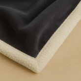 Plaid Sherpa Flanelle 480GSM 200x240 Gris Anthracite DECO ARTS - Deco-arts.fr