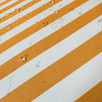 Ensemble de 3 coussins Deco-arts.fr pour salon jardin, rayures jaunes 100x50 cm, confortables pour fauteuils et canapés.