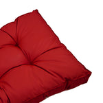 Coussins capitonnés rouges 50x50 cm, épais 15 cm et moelleux pour fauteuils et canapés, décor moderne et confortable.