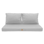 Ensemble de coussins gris galet pour salon jardin, déhoussables et anti-UV, comprenant une assise et deux dossiers.