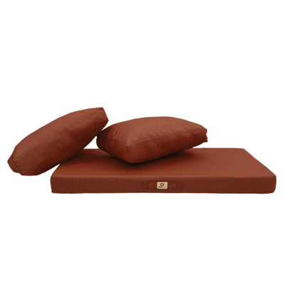 Ensemble de 3 coussins de salon jardin terracotta, déhoussables et anti-UV, pour fauteuils et canapés, 120x60 cm.