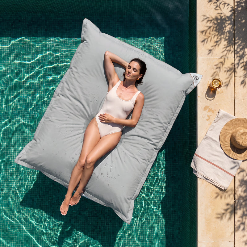 Puf Gigante Flotante 180x140 Gris Guijarro - Piscina & XXL (Perlas)