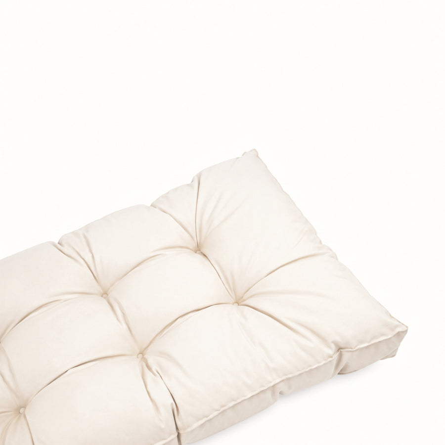 Coussin capitonné Blanc Cassé, capitonnage en gros plan