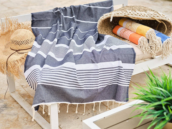 Fouta en coton arthur 100x200cm bleu marine - Deco-arts.fr