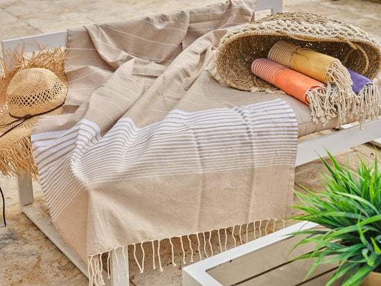 Fouta en coton miami 100x200cm beige - Deco-arts.fr