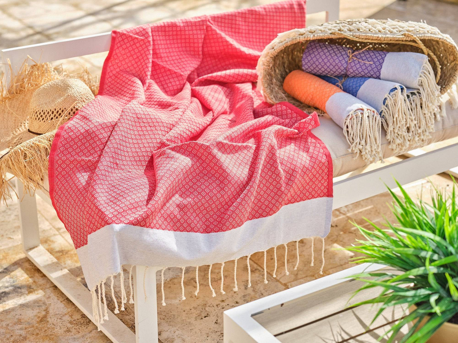 Fouta en coton petit losange 100x200cm rouge - Deco-arts.fr