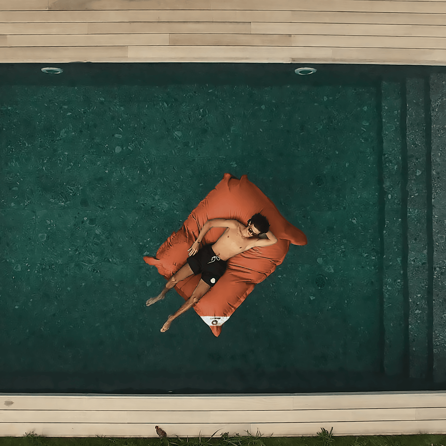 Housse pour Pouf Géant XXL 180x140cm Flottant pour Piscine - Terracotta - Deco-arts.fr