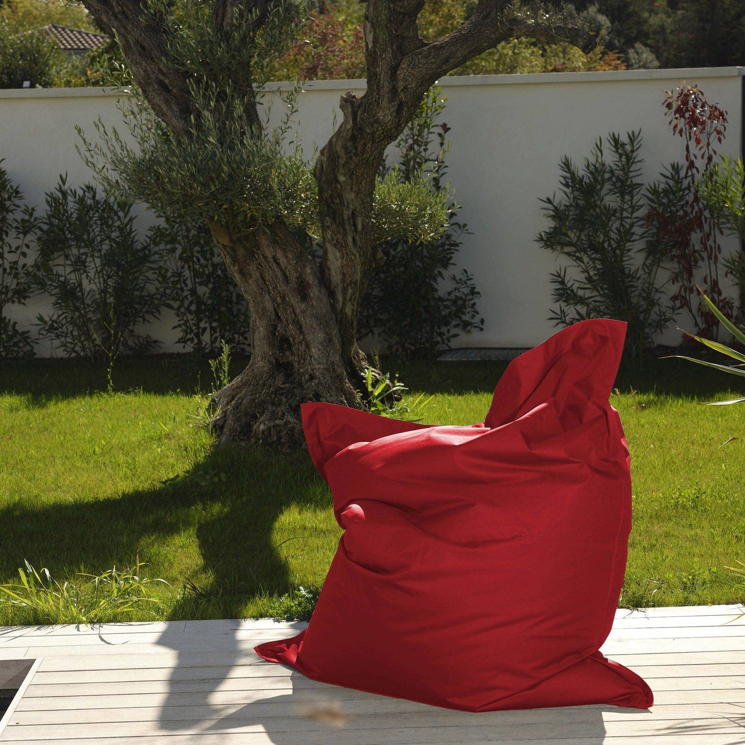 Pouf Géant XXL Intérieur et Extérieur, Déhoussable, Salon, Jardin, Deco Arts Rouge piment - Deco-arts.fr