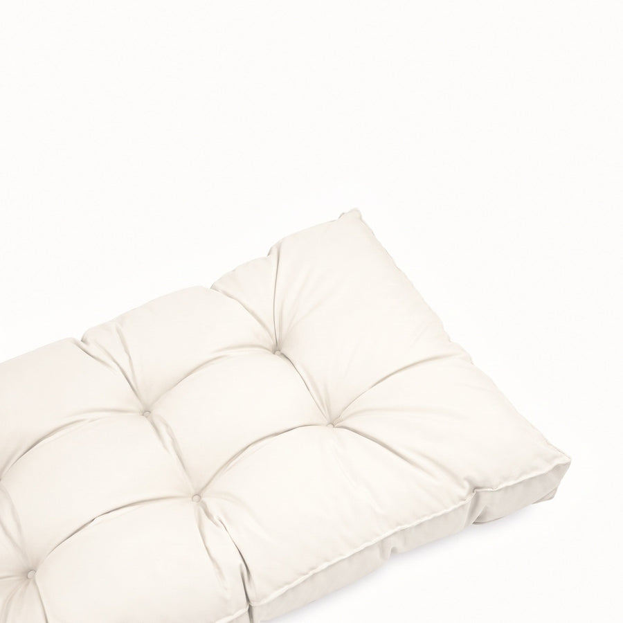 Coussin capitonné Blanc Cassé, capitonnage en gros plan